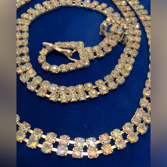 Genuine Aurora Borealis vintage absolutely stunning buckle belt and necklace - Picture 5 of 8